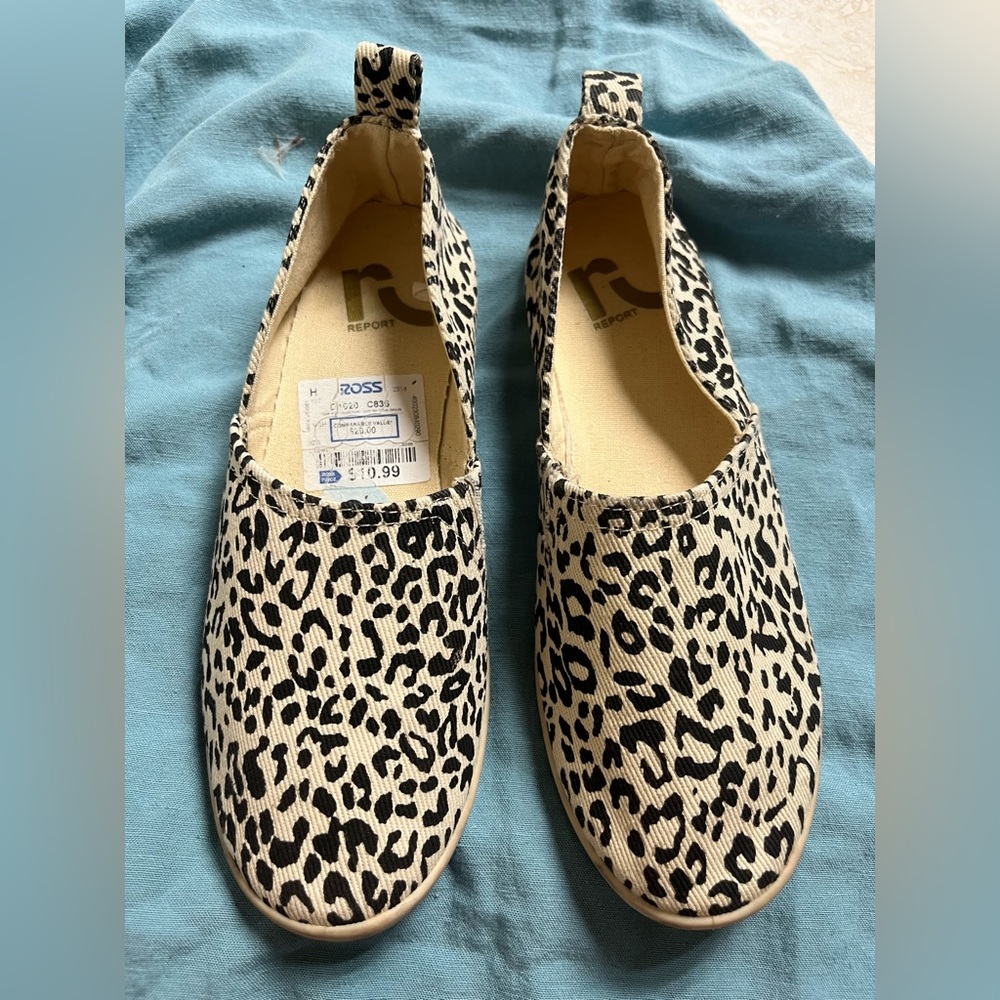 Cute cheetah slip ons flats